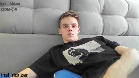 horny_jerk_roy_prick2001  26-06-2022